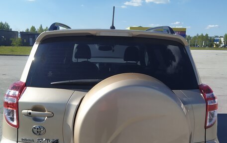 Toyota RAV4, 2011 год, 1 800 000 рублей, 5 фотография