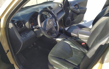 Toyota RAV4, 2011 год, 1 800 000 рублей, 6 фотография