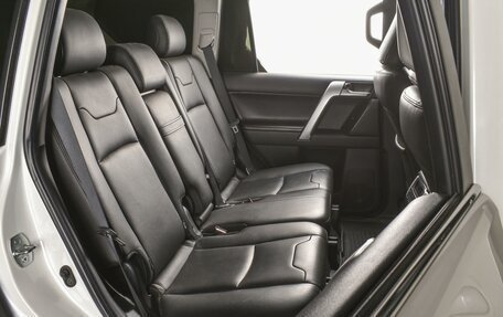 Toyota Land Cruiser Prado 150 рестайлинг 2, 2020 год, 5 270 000 рублей, 7 фотография