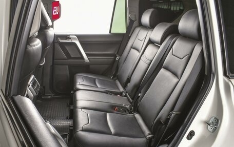 Toyota Land Cruiser Prado 150 рестайлинг 2, 2020 год, 5 270 000 рублей, 9 фотография
