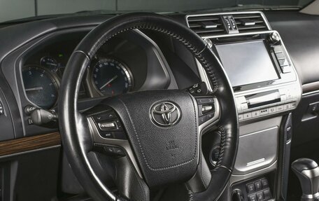 Toyota Land Cruiser Prado 150 рестайлинг 2, 2020 год, 5 270 000 рублей, 20 фотография