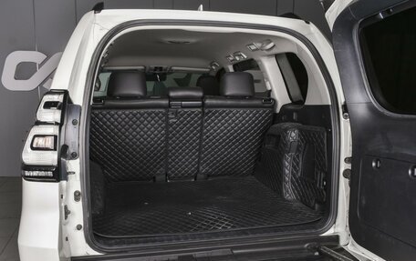 Toyota Land Cruiser Prado 150 рестайлинг 2, 2020 год, 5 270 000 рублей, 23 фотография