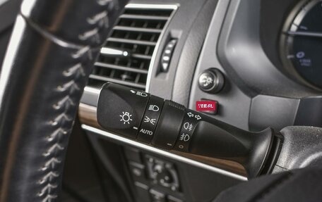 Toyota Land Cruiser Prado 150 рестайлинг 2, 2020 год, 5 270 000 рублей, 19 фотография