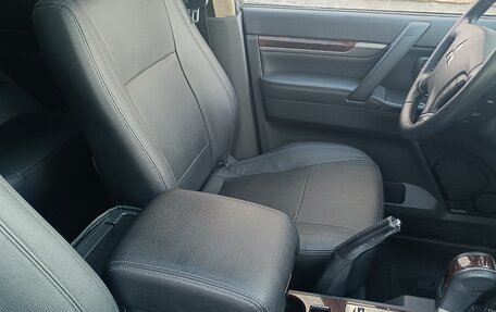 Mitsubishi Pajero IV, 2021 год, 4 270 000 рублей, 12 фотография