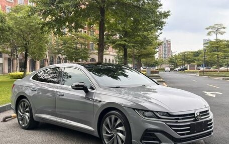 Volkswagen Passat CC, 2022 год, 2 080 000 рублей, 3 фотография