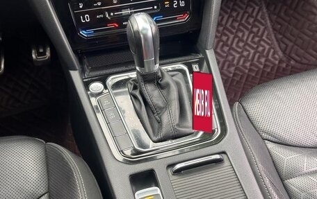 Volkswagen Passat CC, 2022 год, 2 080 000 рублей, 11 фотография
