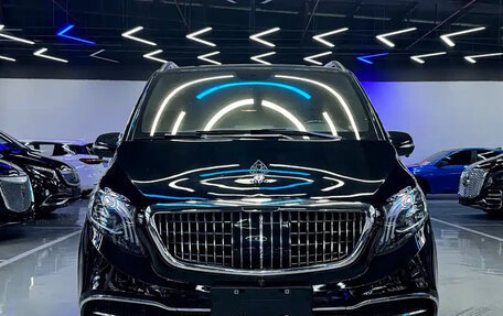 Mercedes-Benz Vito, 2021 год, 3 000 000 рублей, 2 фотография