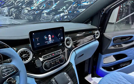 Mercedes-Benz Vito, 2021 год, 3 000 000 рублей, 8 фотография
