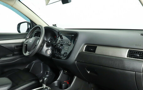 Mitsubishi Outlander III рестайлинг 3, 2014 год, 1 269 000 рублей, 9 фотография