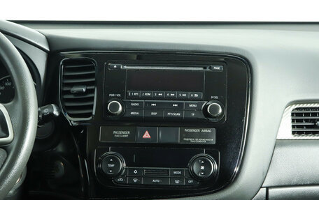 Mitsubishi Outlander III рестайлинг 3, 2014 год, 1 269 000 рублей, 14 фотография
