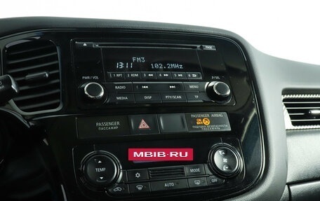 Mitsubishi Outlander III рестайлинг 3, 2014 год, 1 269 000 рублей, 15 фотография