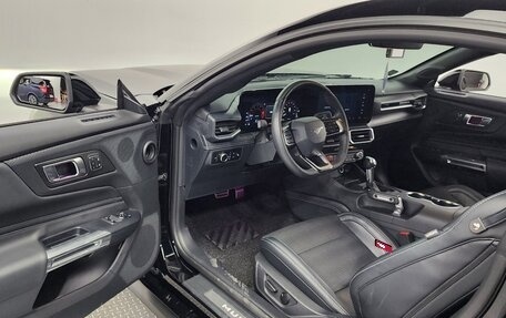 Ford Mustang, 2024 год, 4 800 000 рублей, 10 фотография