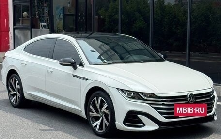 Volkswagen Arteon I, 2022 год, 2 100 000 рублей, 3 фотография