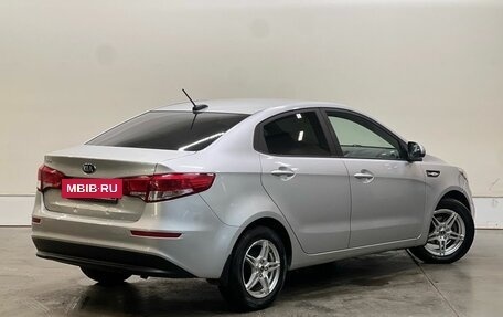KIA Rio III рестайлинг, 2017 год, 999 000 рублей, 2 фотография