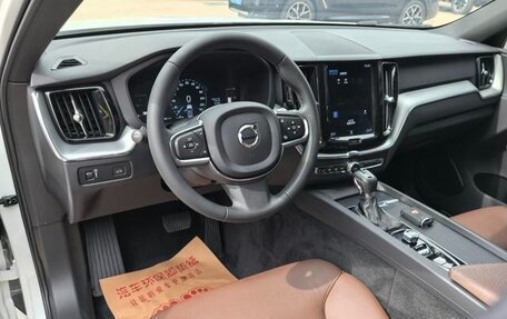 Volvo XC60 II, 2021 год, 2 500 000 рублей, 9 фотография