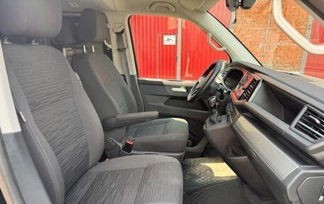 Volkswagen Multivan T6 рестайлинг, 2022 год, 7 223 000 рублей, 10 фотография