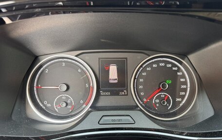 Volkswagen Multivan T6 рестайлинг, 2022 год, 7 223 000 рублей, 6 фотография