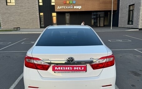 Toyota Camry, 2012 год, 1 720 000 рублей, 5 фотография