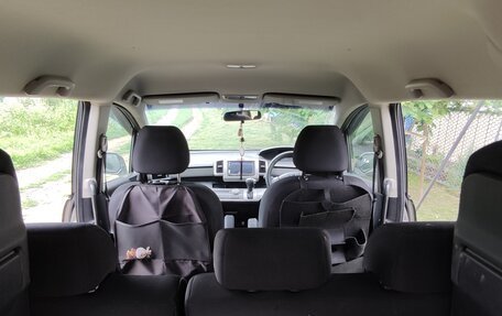 Honda Freed I, 2011 год, 1 100 000 рублей, 10 фотография