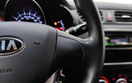 KIA Rio III рестайлинг, 2013 год, 679 000 рублей, 18 фотография