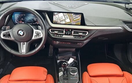 BMW 1 серия, 2022 год, 2 813 000 рублей, 7 фотография
