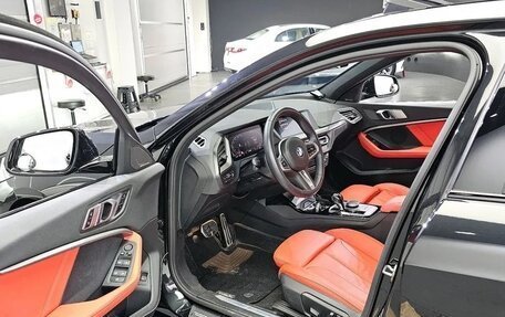 BMW 1 серия, 2022 год, 2 813 000 рублей, 10 фотография