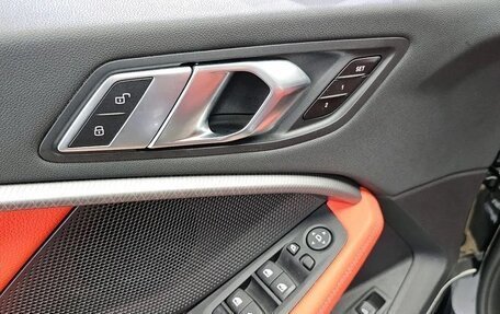 BMW 1 серия, 2022 год, 2 813 000 рублей, 14 фотография