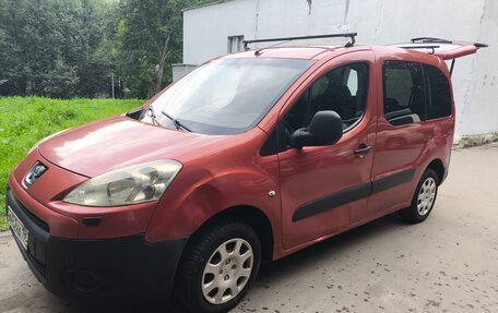 Peugeot Partner II рестайлинг 2, 2009 год, 350 000 рублей, 3 фотография