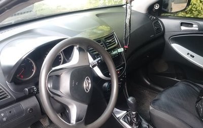 Hyundai Solaris II рестайлинг, 2013 год, 520 000 рублей, 1 фотография