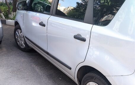 Nissan Note II рестайлинг, 2008 год, 600 000 рублей, 5 фотография