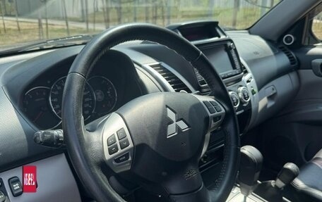 Mitsubishi Pajero Sport II рестайлинг, 2014 год, 2 250 000 рублей, 25 фотография