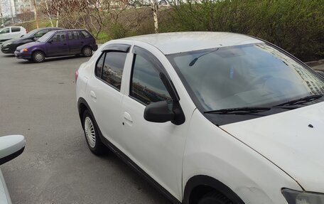 Renault Logan II, 2016 год, 400 000 рублей, 2 фотография