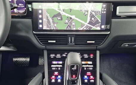 Porsche Cayenne III, 2022 год, 10 500 000 рублей, 7 фотография