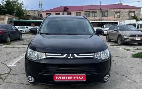 Mitsubishi Outlander III рестайлинг 3, 2012 год, 1 550 000 рублей, 1 фотография