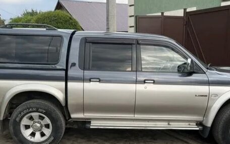 Mitsubishi L200 III рестайлинг, 2006 год, 930 000 рублей, 1 фотография