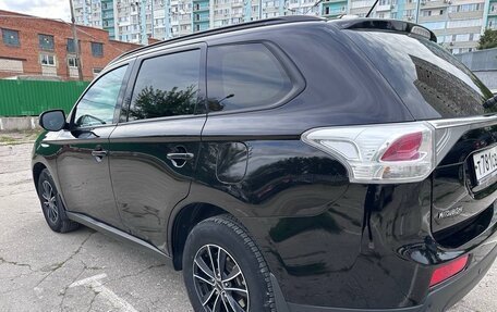 Mitsubishi Outlander III рестайлинг 3, 2012 год, 1 550 000 рублей, 7 фотография