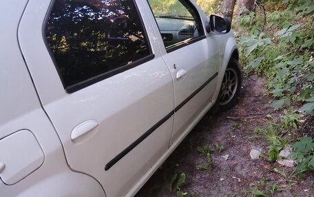 Renault Logan I, 2010 год, 375 000 рублей, 4 фотография