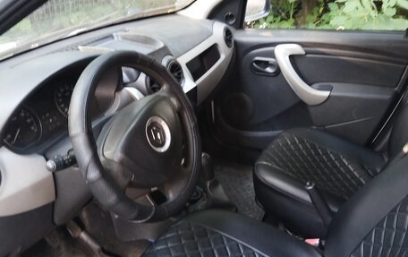 Renault Logan I, 2010 год, 375 000 рублей, 7 фотография
