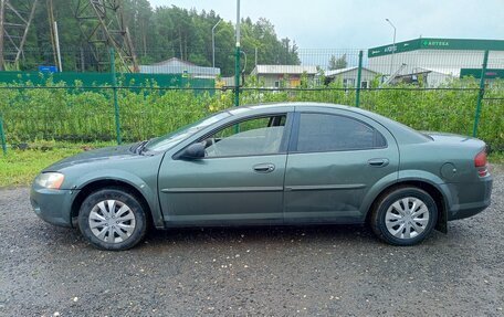 Dodge Stratus II, 2001 год, 270 000 рублей, 3 фотография