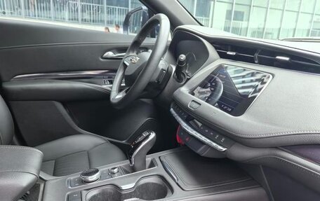 Cadillac XT4 I, 2022 год, 2 095 000 рублей, 13 фотография