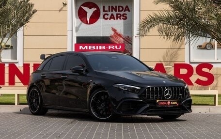 Mercedes-Benz A-Класс, 2021 год, 2 750 000 рублей, 3 фотография