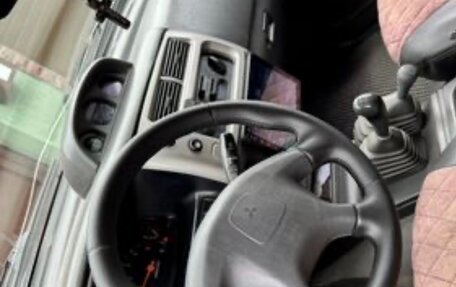 Mitsubishi L200 III рестайлинг, 2006 год, 930 000 рублей, 2 фотография