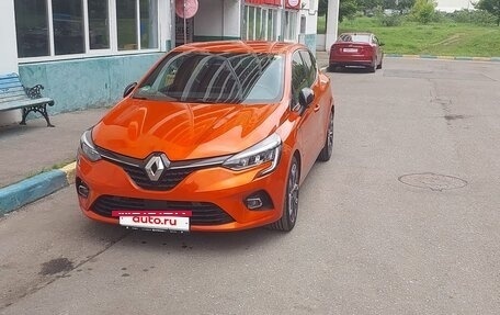 Renault Clio V, 2020 год, 1 625 000 рублей, 2 фотография