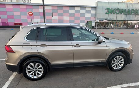 Volkswagen Tiguan II, 2017 год, 1 850 000 рублей, 6 фотография