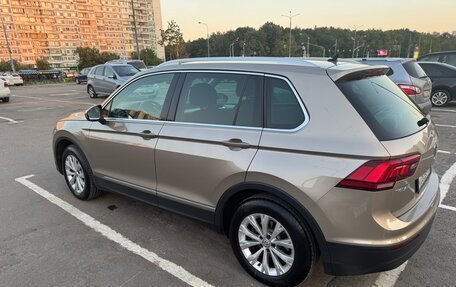 Volkswagen Tiguan II, 2017 год, 1 850 000 рублей, 3 фотография