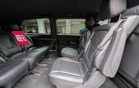 Mercedes-Benz V-Класс, 2019 год, 4 175 000 рублей, 16 фотография