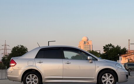 Nissan Tiida, 2011 год, 877 000 рублей, 21 фотография