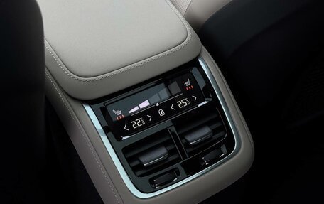 Volvo XC90 II рестайлинг, 2025 год, 14 600 000 рублей, 29 фотография