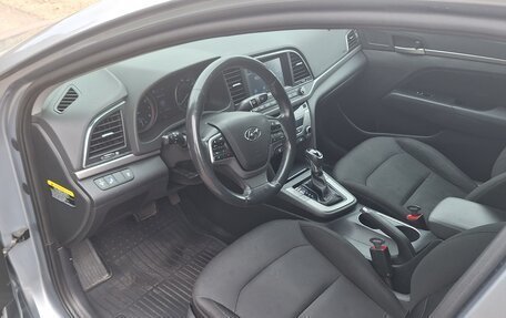 Hyundai Elantra VI рестайлинг, 2016 год, 1 350 000 рублей, 2 фотография