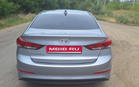 Hyundai Elantra VI рестайлинг, 2016 год, 1 350 000 рублей, 6 фотография
